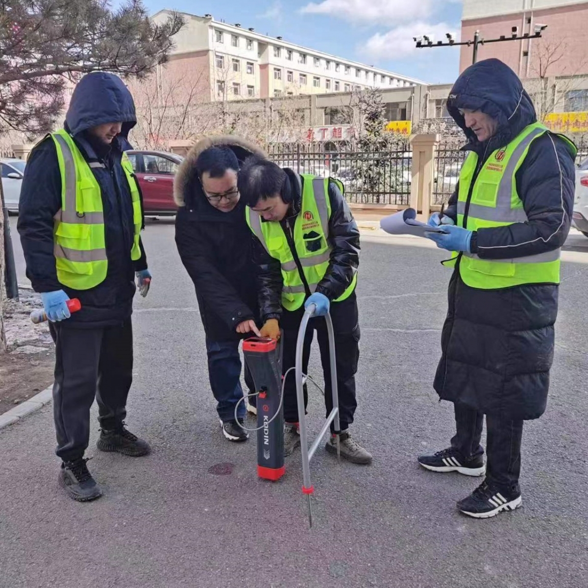 戳我試試